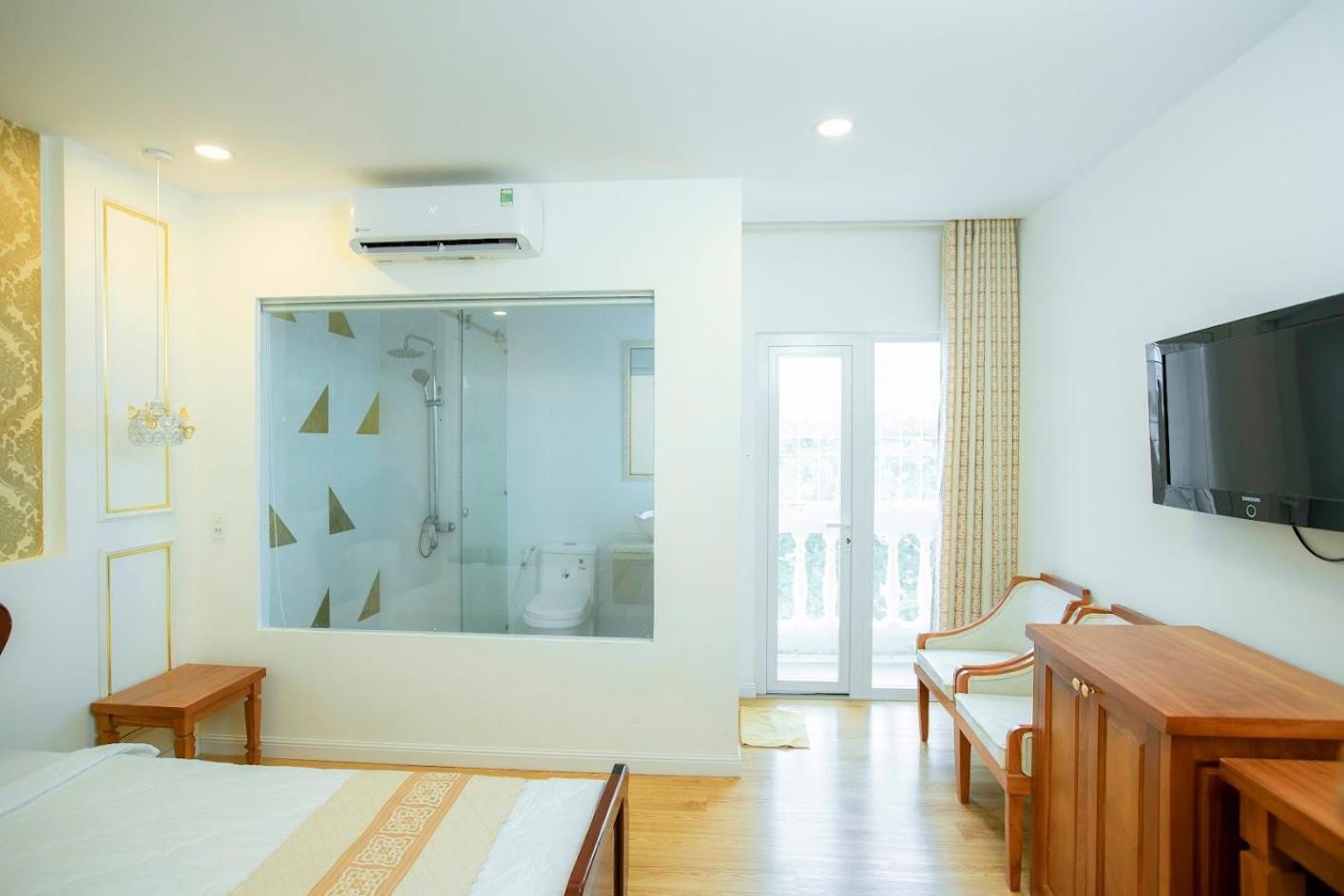 Hotel Khach San Quoc Te Cà Mau Esterno foto
